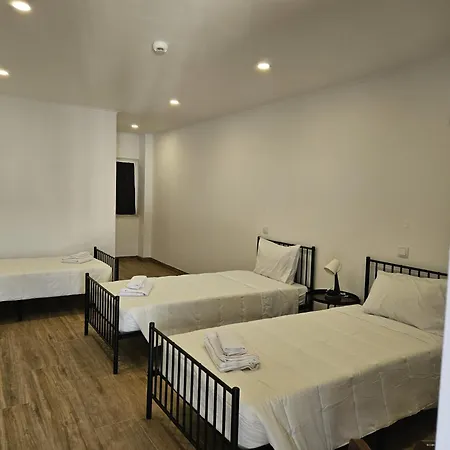 בית חווה Ribeirinha