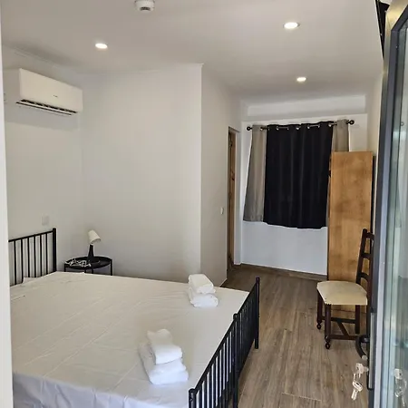 Ribeirinha בית חווה