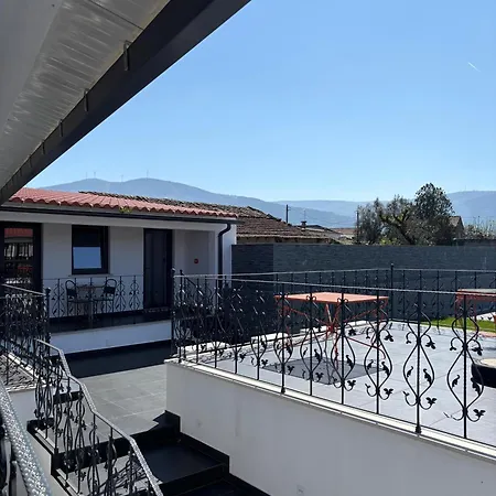 Ribeirinha Alojamento de Turismo Rural *